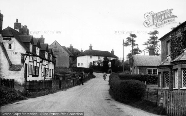 Photo of South Warnborough, Upton Road c.1955
