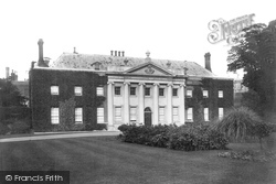 Weald Hall 1904, South Weald