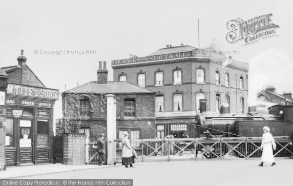 Photo of South Woodford, Level Crossing, George Lane 1908