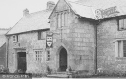Oxenham Arms c.1960, South Zeal
