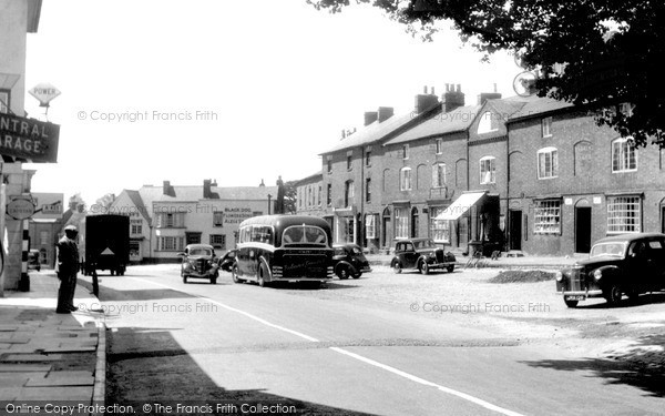Photo of Southam, Market Hill 1950
