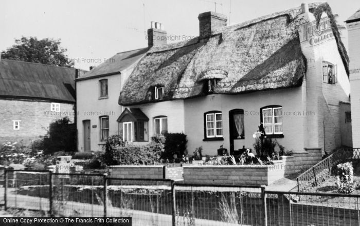 Photo of Southam, Thatched Cottages c.1965