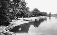Southampton, on the Common, the Pond 1908