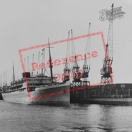 The Docks c.1955, Southampton