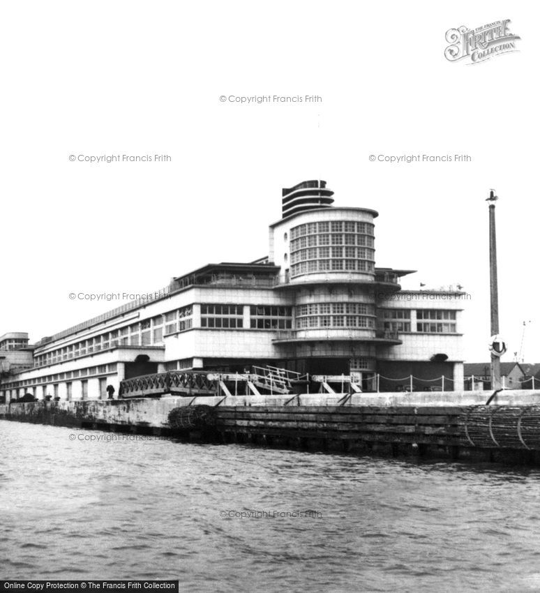 Southampton, the Ocean Terminal c1955