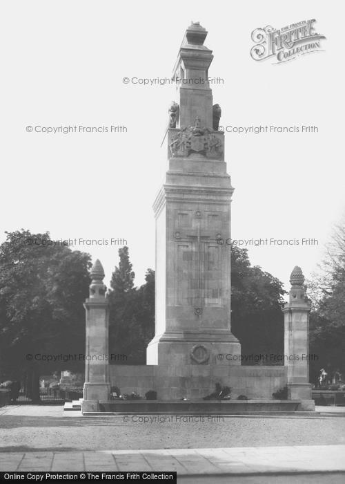 Photo of Southampton, War Memorial 1924