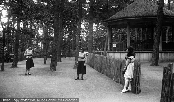 Photo of Southbourne, Fashion 1922