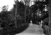 Fisherman's Walk 1922, Southbourne