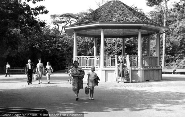 Southbourne, Gardens, Fisherman's Walk c.1955