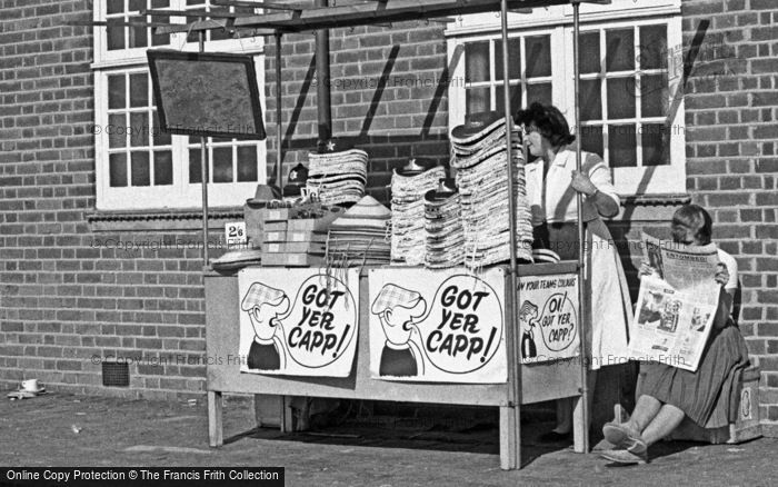 Photo of Southend On Sea, Andy Capp Stall 1960