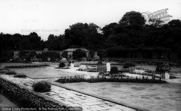 Photo of Southend On Sea, Old World Gardens c.1960
