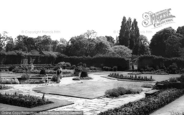 Photo of Southend On Sea, Old World Gardens Priory Park c.1960