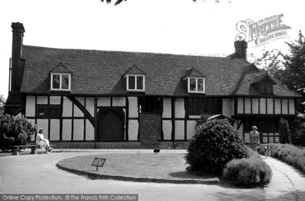 Photo of Southend On Sea, Southchurch Hall c.1950