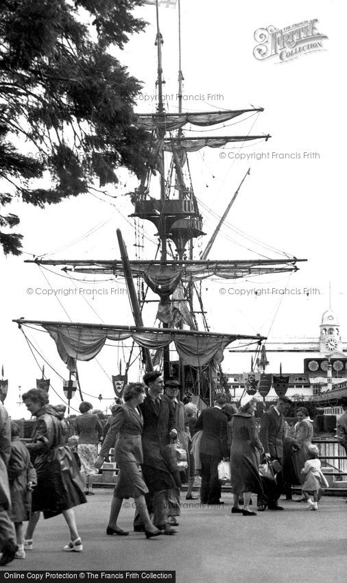 Southend-on-Sea, the Golden Hind c1955