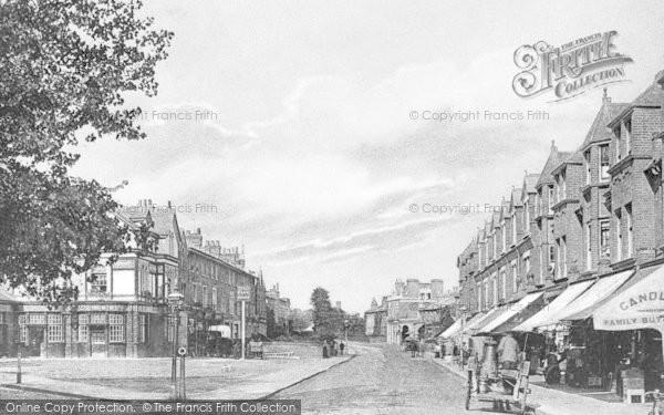 Photo of Southfields, the Park Tavern, Merton Road c1915