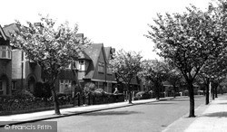 Burleigh Gardens c.1955, Southgate