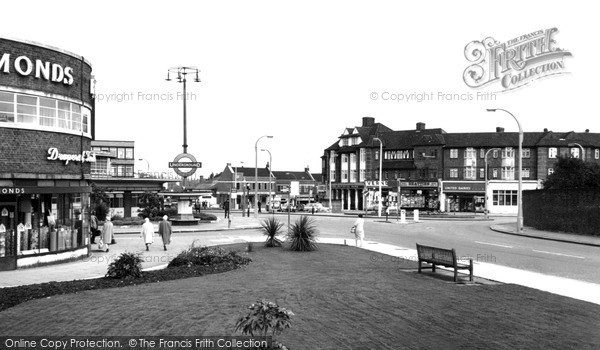 Photo of Southgate, High Street And The Bourne c.1965