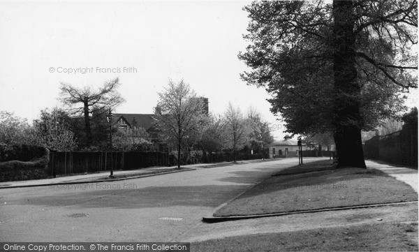 Photo of Southgate, The Bourne c.1955
