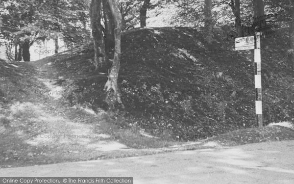 Photo of Southleigh, Engtrance To Blackbury Castle c.1955