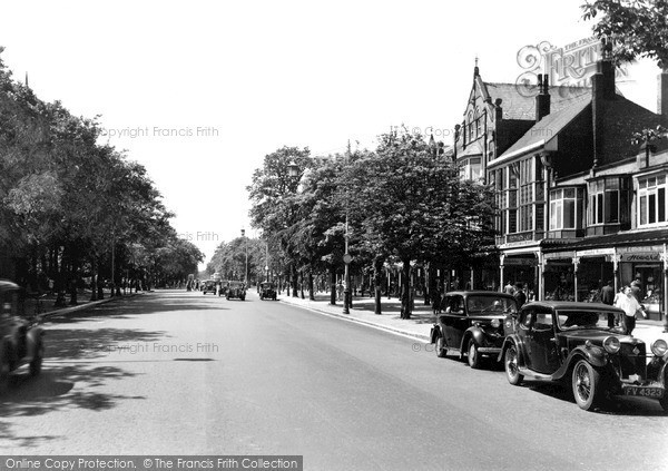 Photo of Southport, Lord Street c.1955