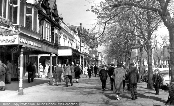 Photo of Southport, Lord Street c.1960