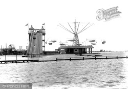 Water Chute And Flying Machine 1906, Southport