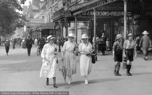 Photo of Southport, Women In Lord Street 1921