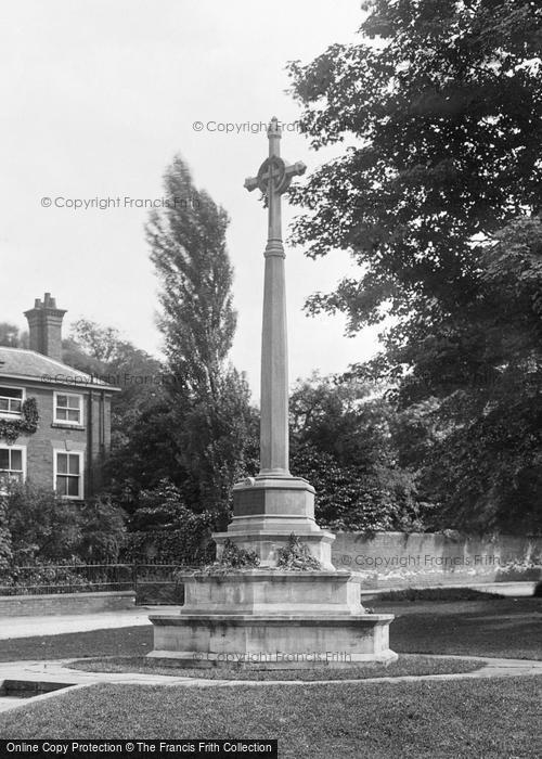 Photo of Southwell, War Memorial 1924
