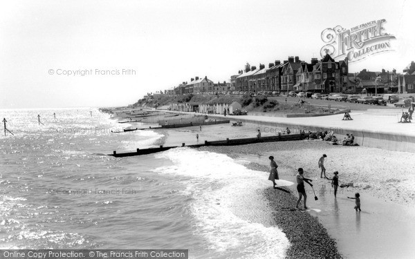 Photo of Southwold, Beach c.1960
