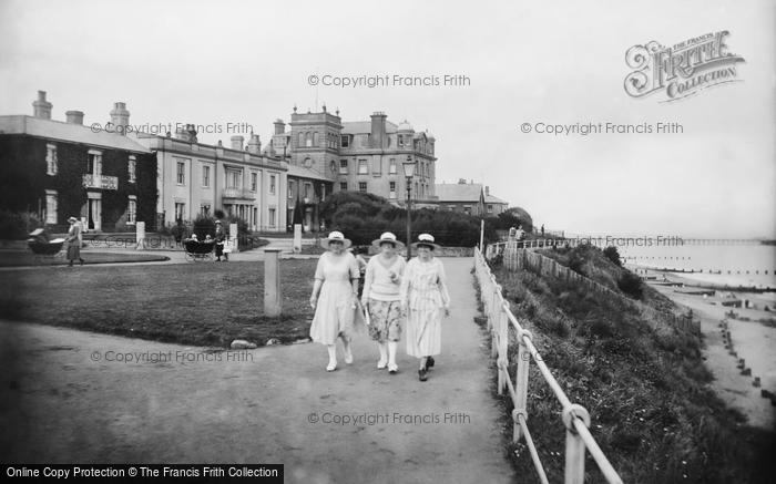 Photo of Southwold, Centre Cliff 1919