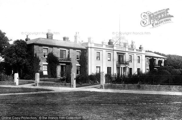 Photo of Southwold, Centre Cliff Hotel 1896