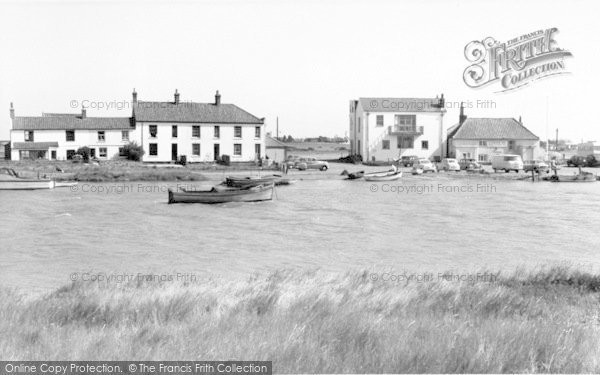 Photo of Southwold, Harbour Inn c.1960