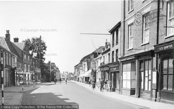 Photo of Southwold, High Street c.1950