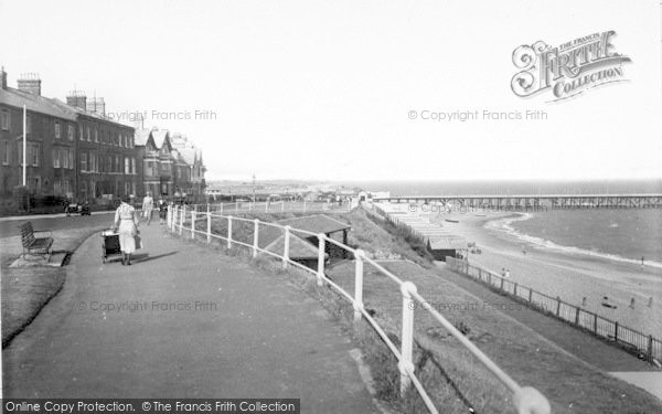 Photo of Southwold, North Parade 1933