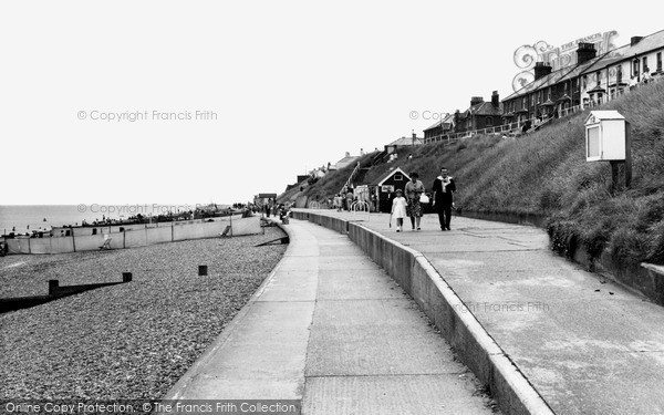 Photo of Southwold, Promenade c.1960
