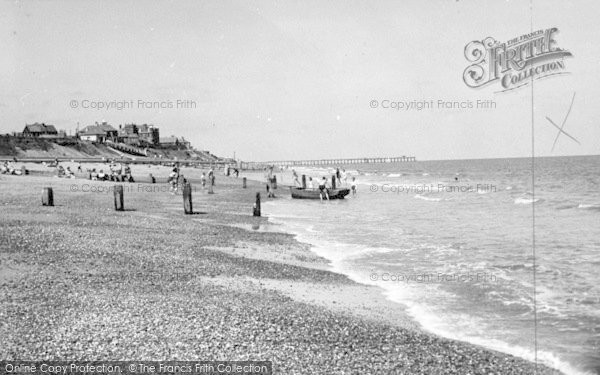 Photo of Southwold, South Beach c.1950