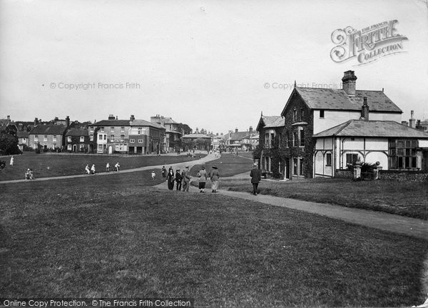 Photo of Southwold, South Green 1919