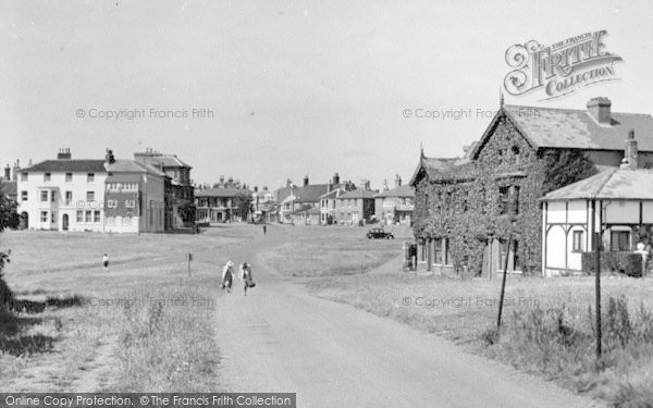 Photo of Southwold, South Green c.1950