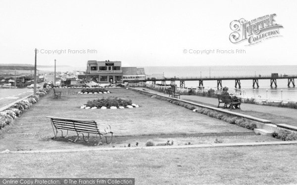 Photo of Southwold, The Gardens c.1960