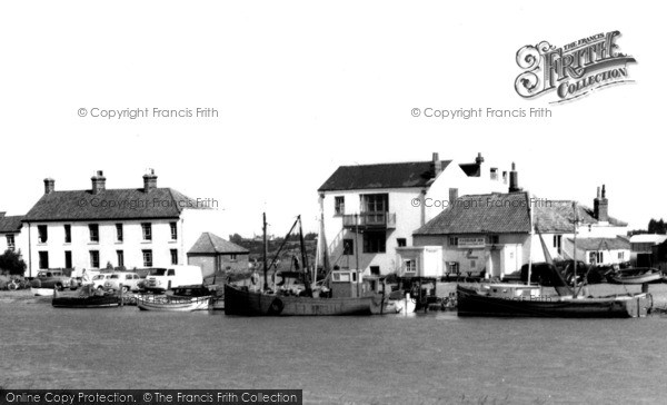 Photo of Southwold, The Harbour Inn c.1960