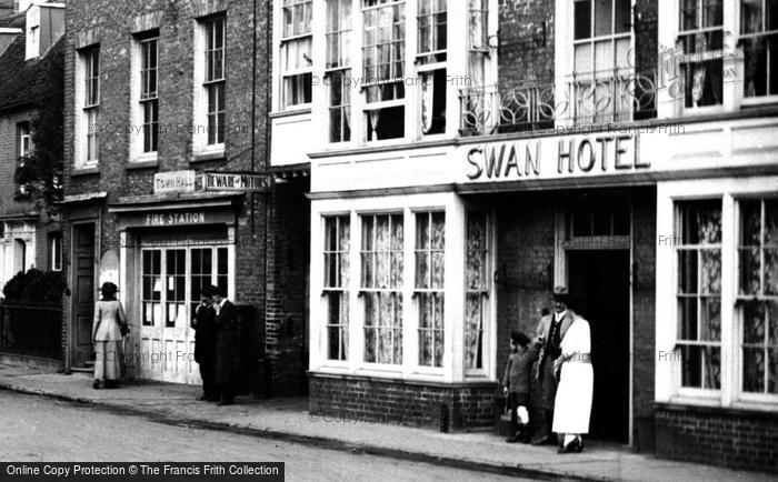 Photo of Southwold, The Swan Hotel, Market Place 1919