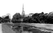 Spalding, Ayscoughfee Gardens c1960