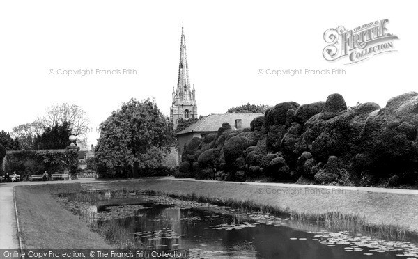 Photo of Spalding, Ayscoughfee Gardens c1960