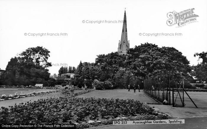 Photo of Spalding, Ayscoughfee Gardens c.1965