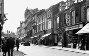 Hall Place 1950, Spalding
