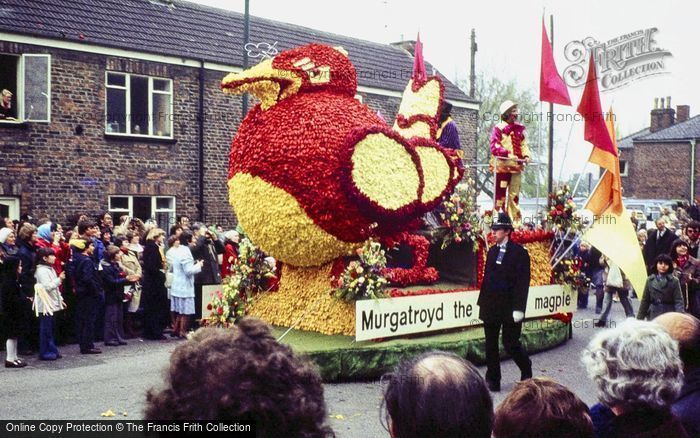 Photo of Spalding, The Flower Parade 1978