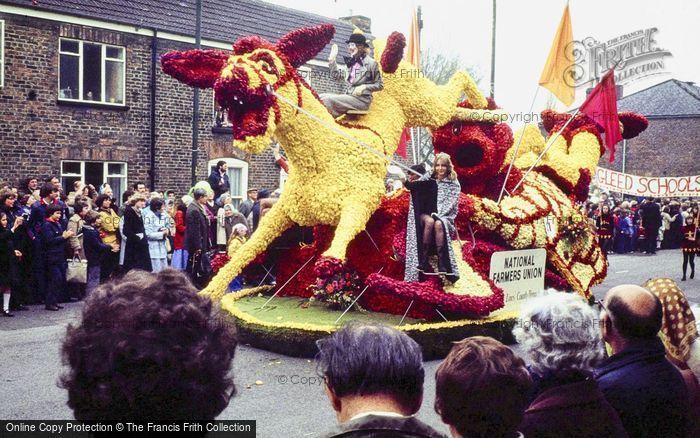 Photo of Spalding, The Flower Parade 1978