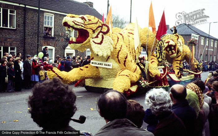Photo of Spalding, The Flower Parade 1978