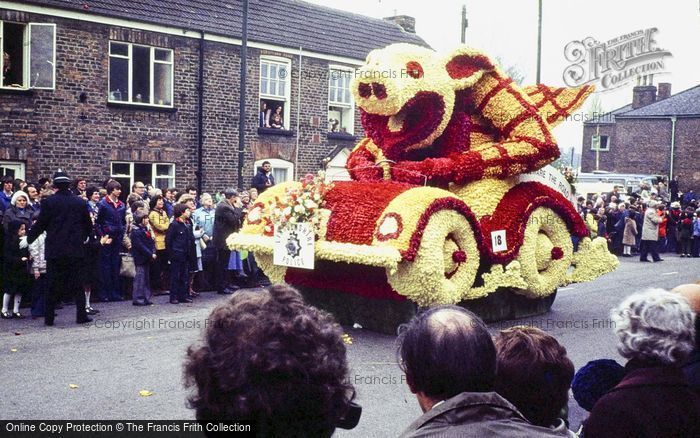 Photo of Spalding, The Flower Parade 1978