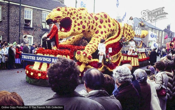 Photo of Spalding, The Flower Parade 1978